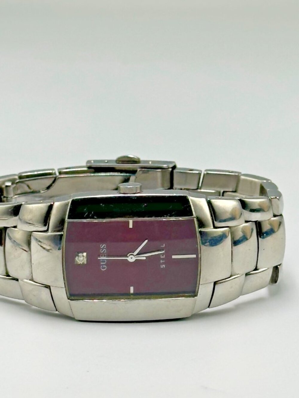Guess Steel Watch Men Maroon Dial Barrel Case Water Resistant New Battery 7.25"